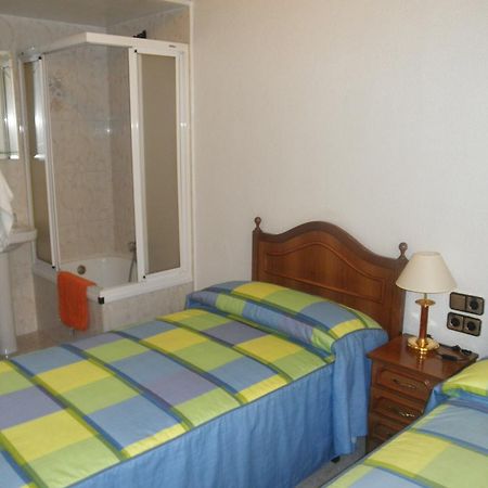 Hostal Los Andes Madrid Ngoại thất bức ảnh